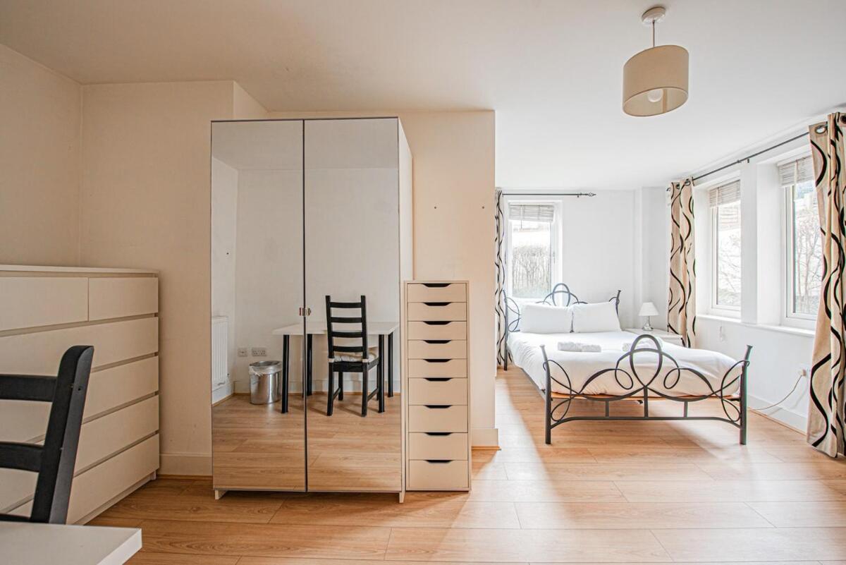 Appartamento Stylish Spacious 3 Bed 5min Walk From Station Londra