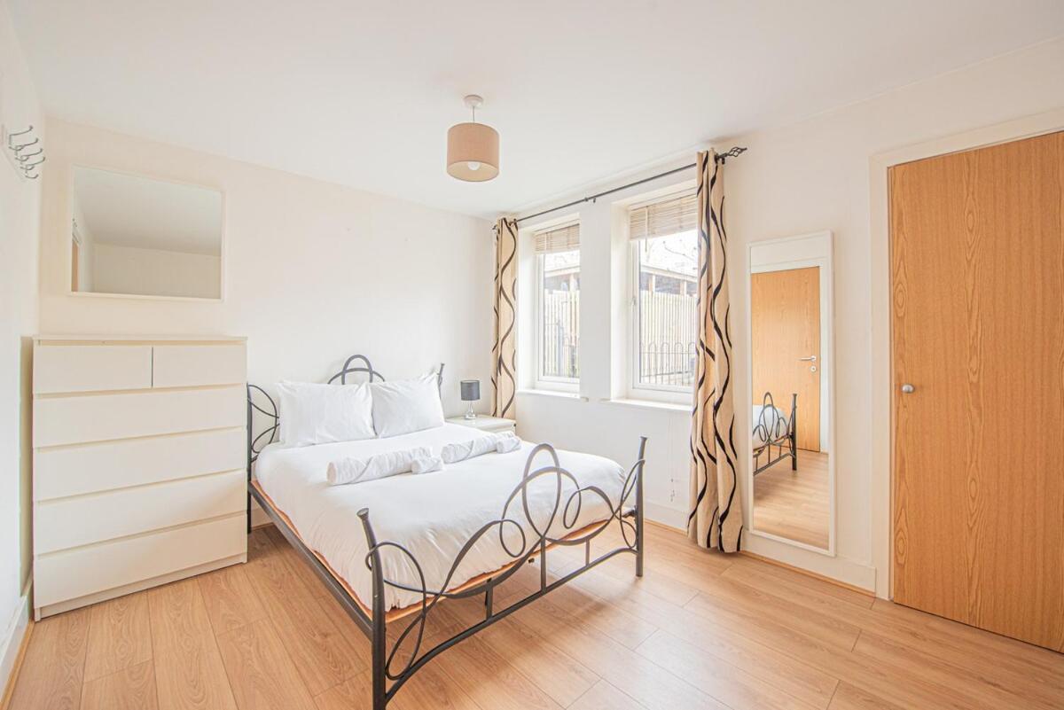 Appartamento Stylish Spacious 3 Bed 5min Walk From Station