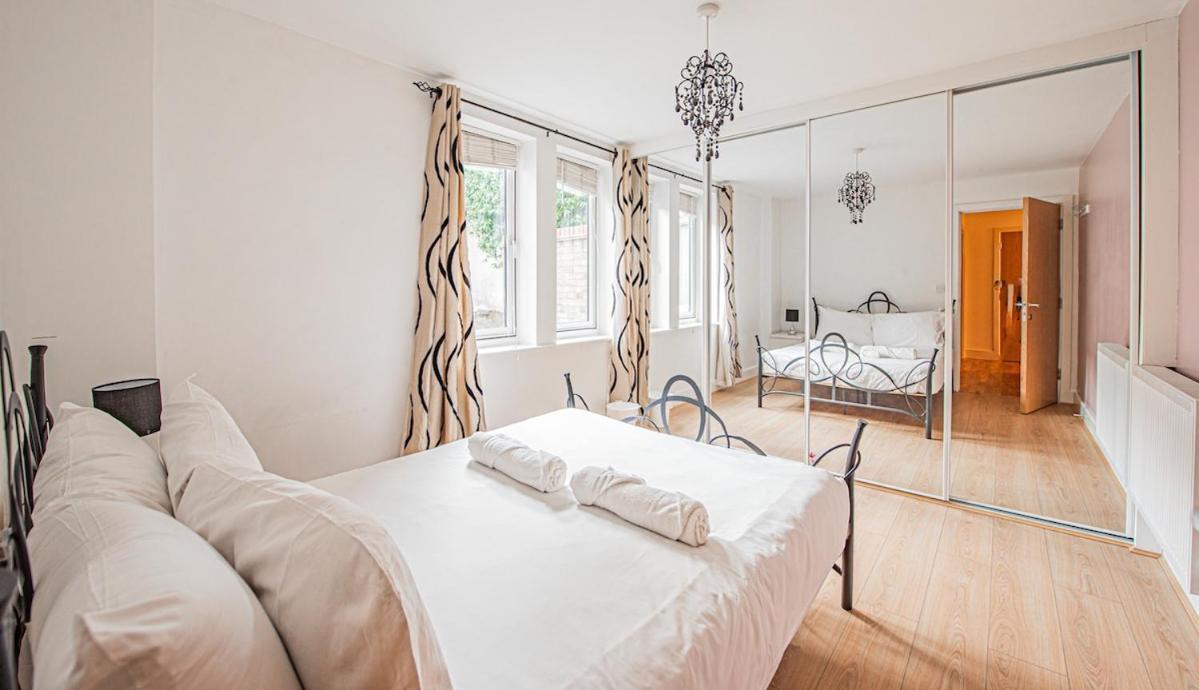 Appartamento Stylish Spacious 3 Bed 5min Walk From Station *